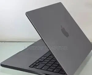 New Laptop Apple MacBook Pro 2023 M3 14-Inch 8GB Apple M3 Pro SSD 512GB