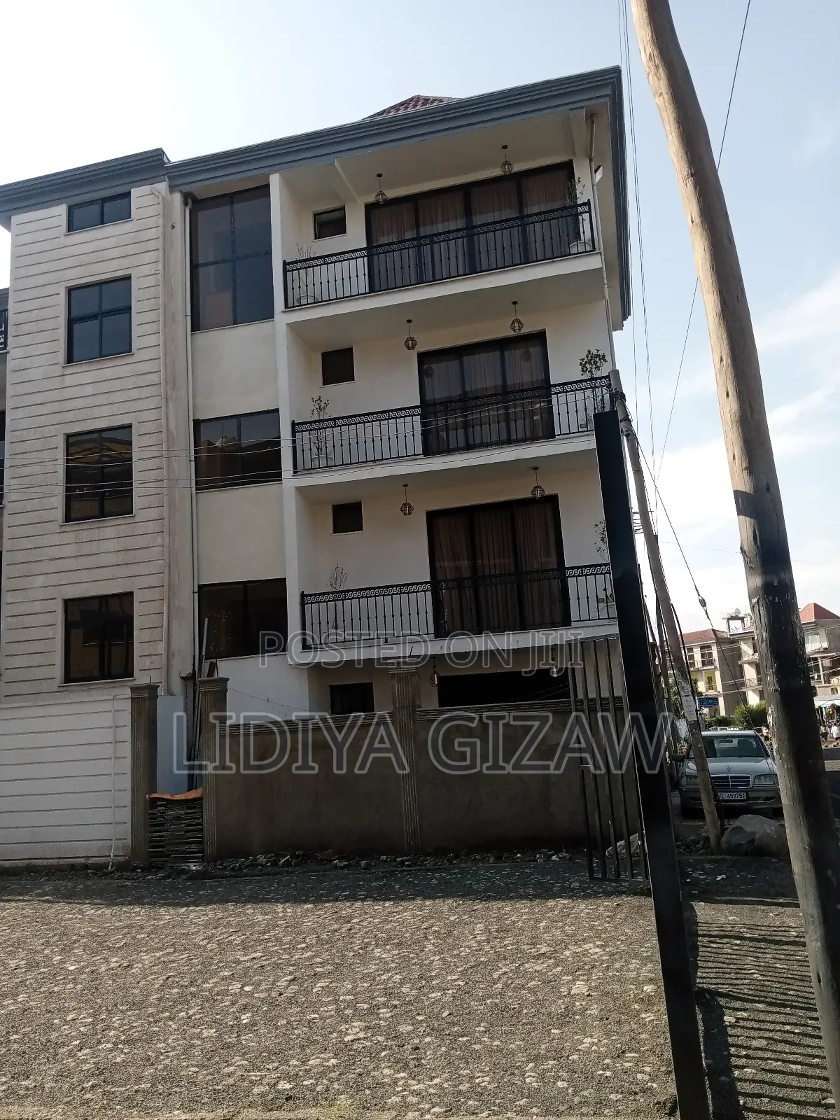 Furnished 5bdrm House in Akaky Kaliti for sale