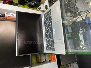 New Laptop HP EliteBook 840 G5 8GB Intel Core I5 SSD 500GB