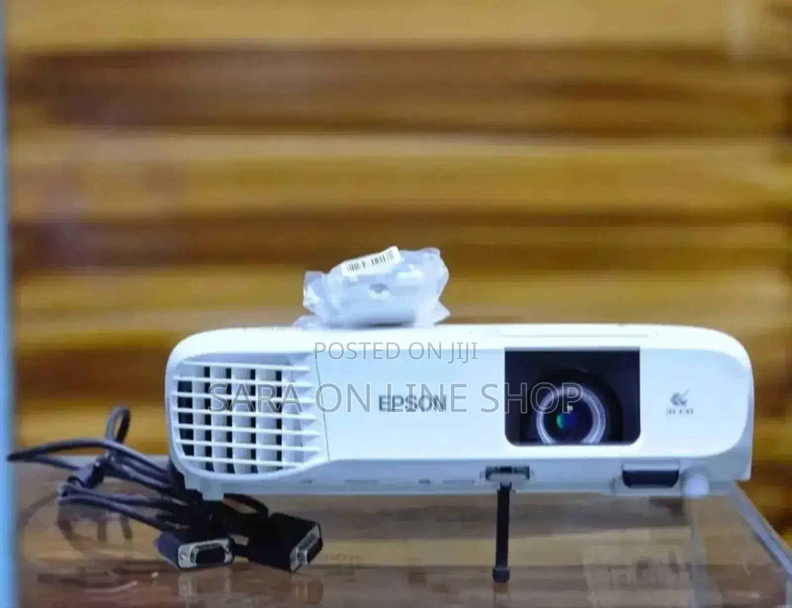 Brand New Epson Projector With Bag Remot