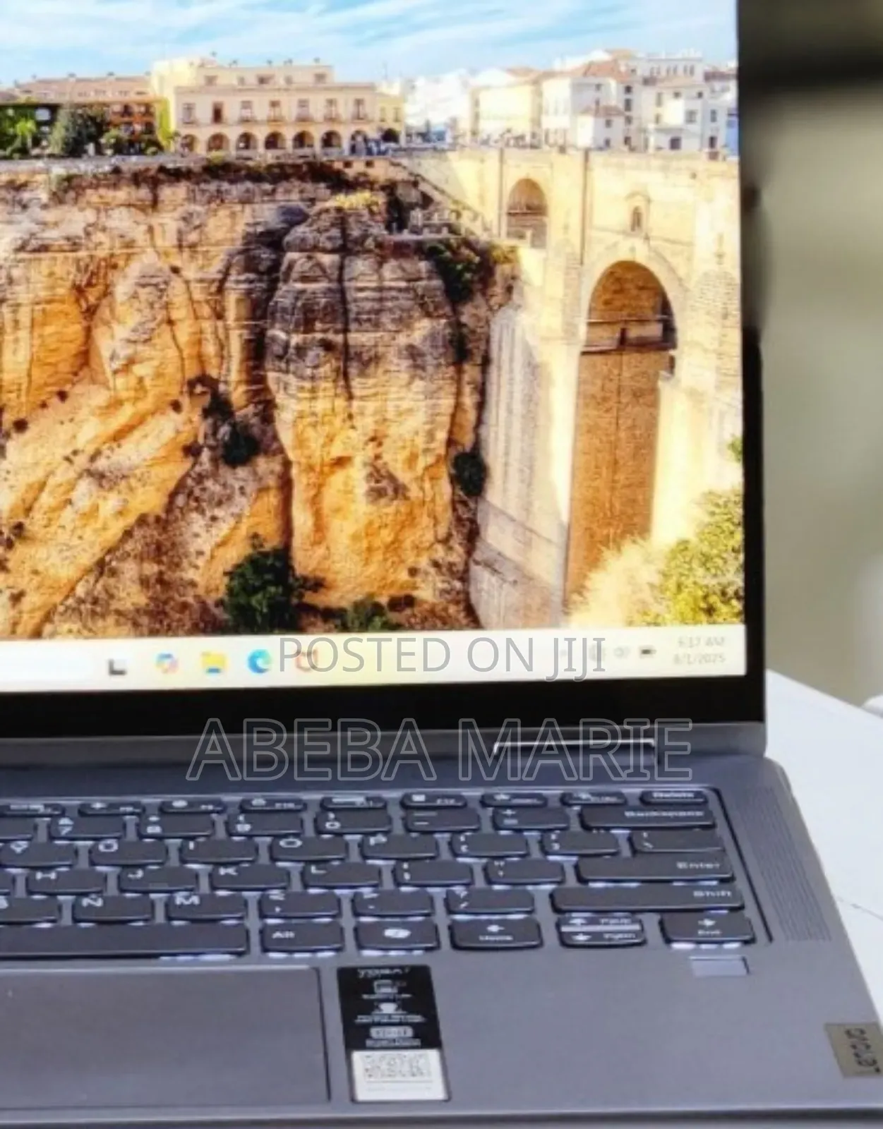 New Laptop Lenovo Yoga 7i 8GB AMD Ryzen 5 SSD 512GB