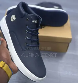 Photo - Timberland Chukka Casual ‘Blue Black’ Mid Boots Men’S Leathe