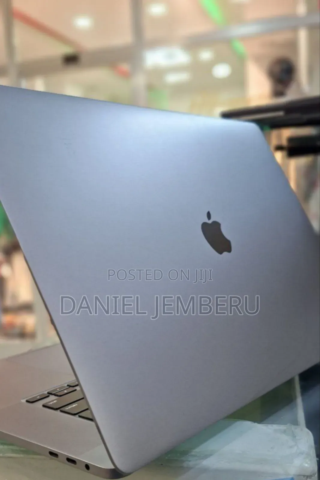 New Laptop Apple MacBook Pro 2019 32GB Intel Core I9 SSD 1T