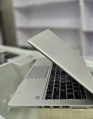 New Laptop HP EliteBook 830 G5 16GB AMD Ryzen 7 SSD 512GB