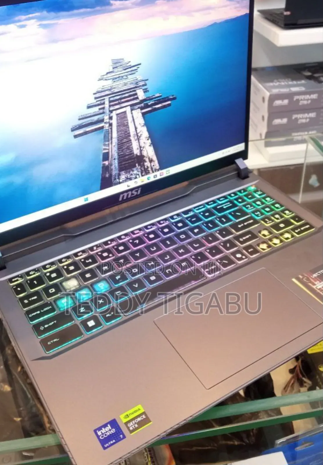 New Laptop MSI 12GB Intel Core Ultra 7 SSD 1T