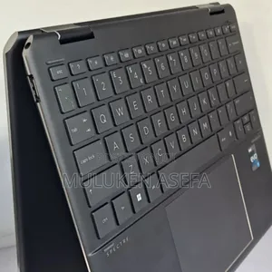 Photo - New Laptop HP Spectre 16GB Intel Core I7 SSD 1T