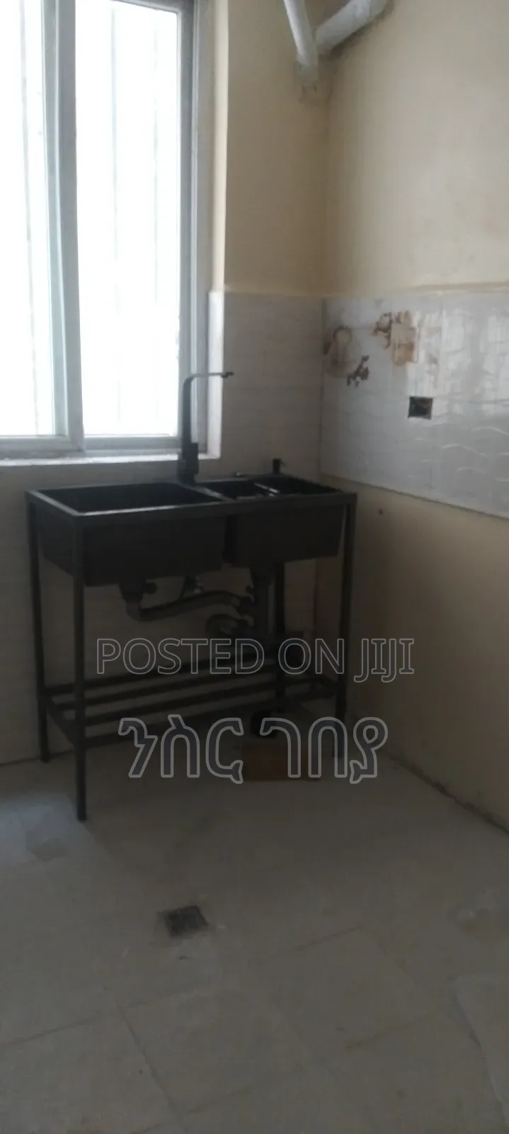 Furnished 3bdrm Condo in Ayat Mekedonia, Yeka for rent