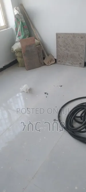 Furnished 3bdrm Condo in Ayat Mekedonia, Yeka for rent