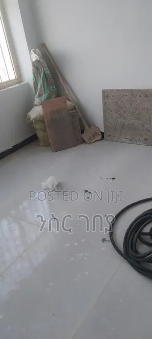 Furnished 3bdrm Condo in Ayat Mekedonia, Yeka for rent