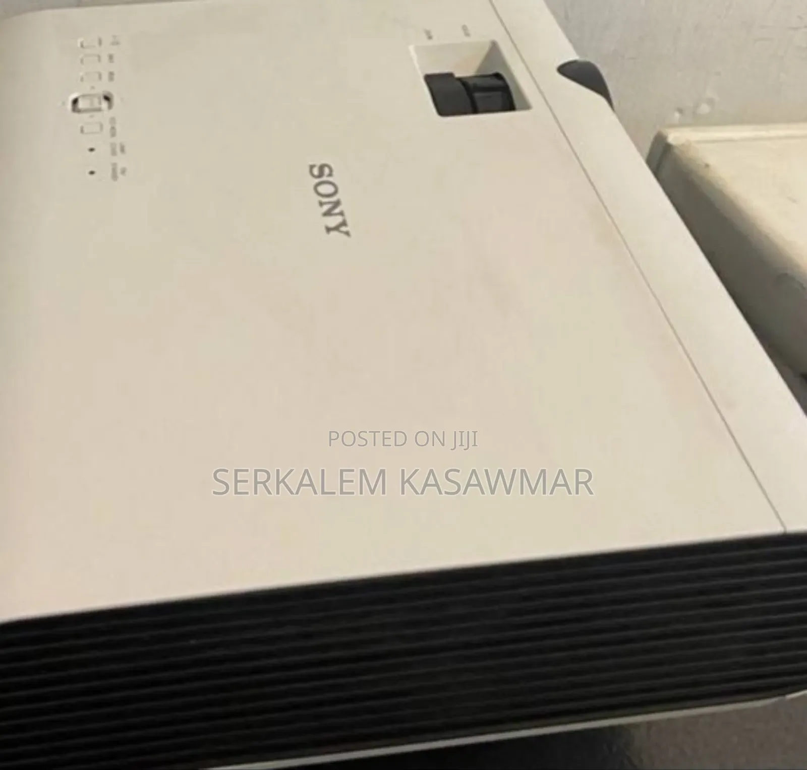 Sony Projector Model Name VPL-Dx100 Hardware