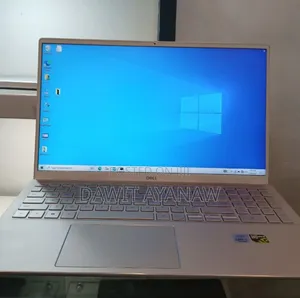 Photo - New Laptop Dell Inspiron 15 16GB Intel Core I5 SSD 1T