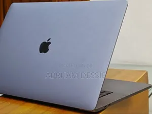 New Laptop Apple MacBook Pro 2019 16GB Intel Core I7 SSD 512GB
