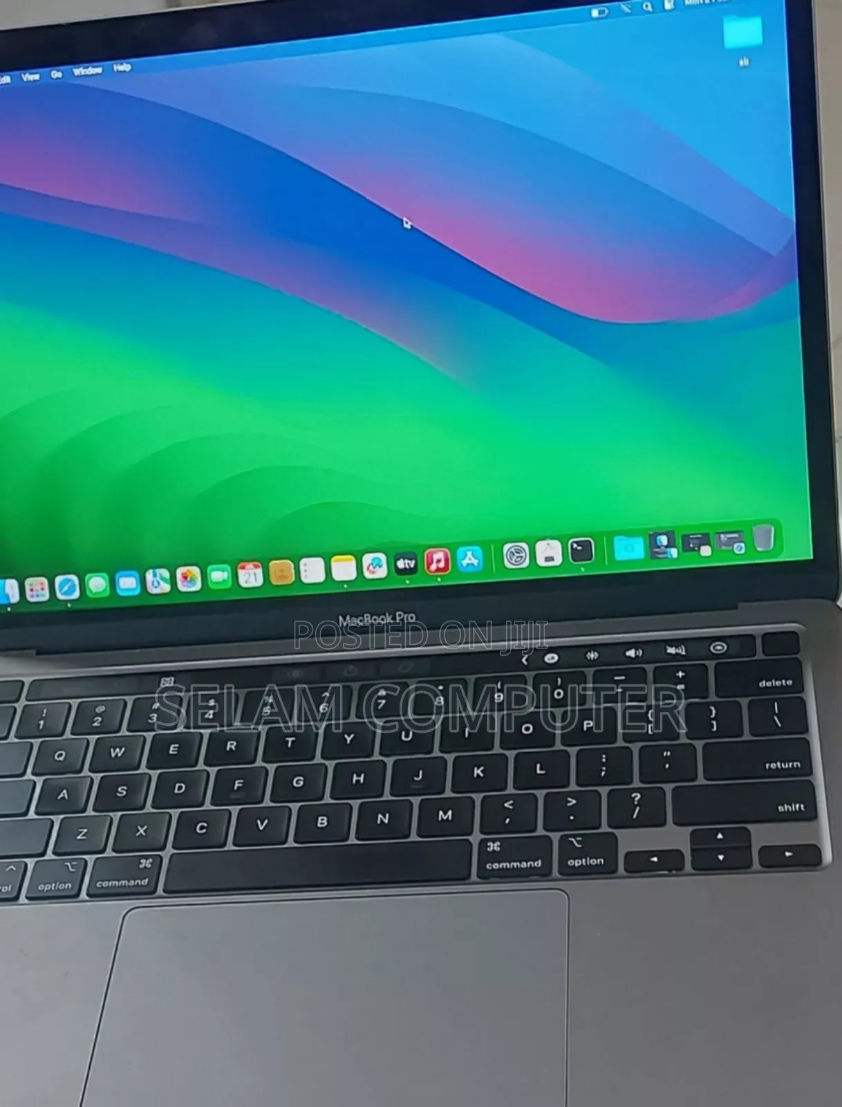 New Laptop Apple MacBook Pro 2022 M2 8GB Apple M2 SSD 256GB