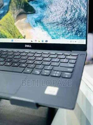 New Laptop Dell XPS 15 8GB Intel Core I5 SSD 512GB