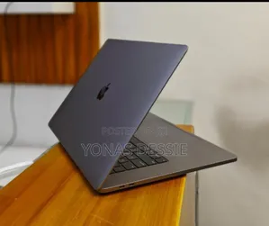 New Laptop Apple MacBook Pro 2019 16GB Intel Core I9 SSD 512GB