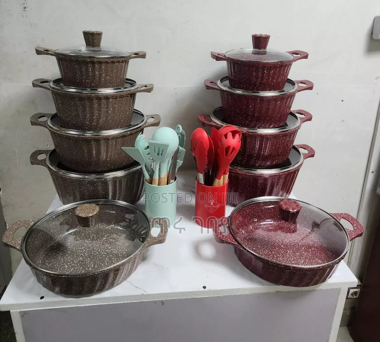 Cookware Package ድስቶች መጥበሻ ከነክዳኑ ሲልከን ማማሰያ እና ጭልፋዎች