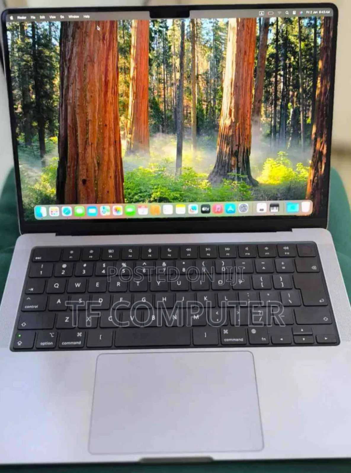 New Laptop Apple MacBook Pro 2021 M1 32GB Apple M1 Pro SSD 1T