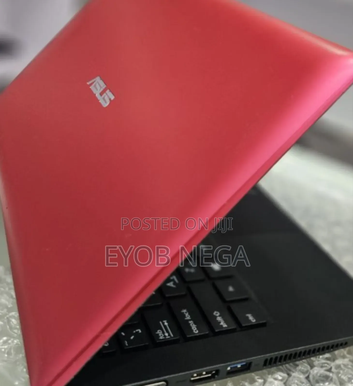 Laptop Asus NovaGo TP370QL 2GB Intel Pentium HDD 320GB