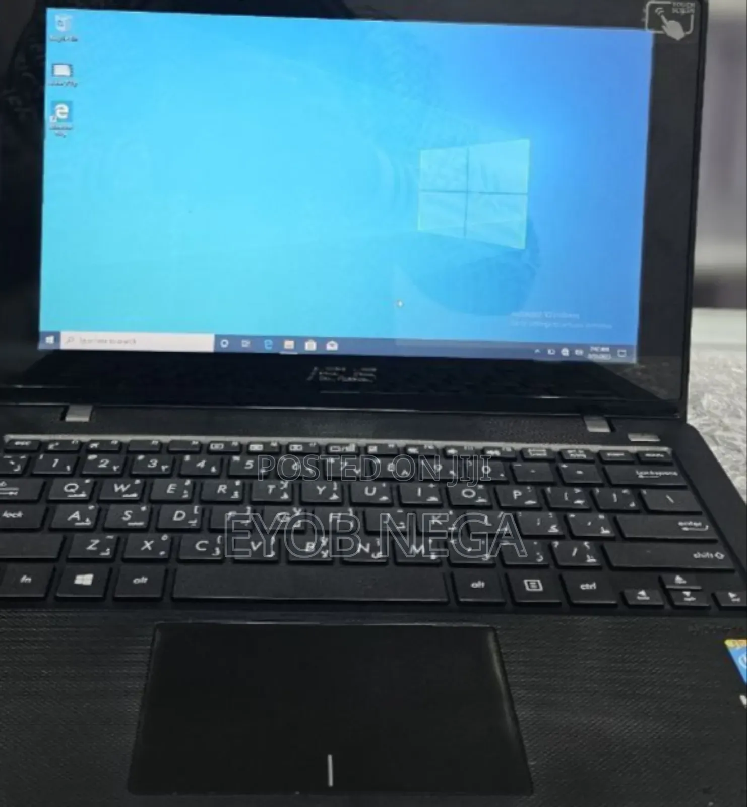 Laptop Asus NovaGo TP370QL 2GB Intel Pentium HDD 320GB