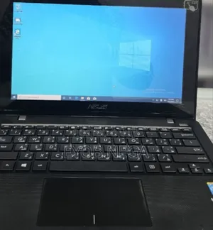 Laptop Asus NovaGo TP370QL 2GB Intel Pentium HDD 320GB