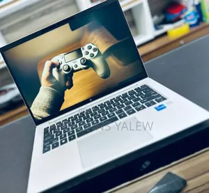 New Laptop HP EliteBook 840 G9 16GB Intel Core I7 SSD 512GB