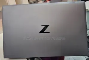 New Laptop HP ZBook Firefly G8 32GB Intel Core I7 SSD 1T