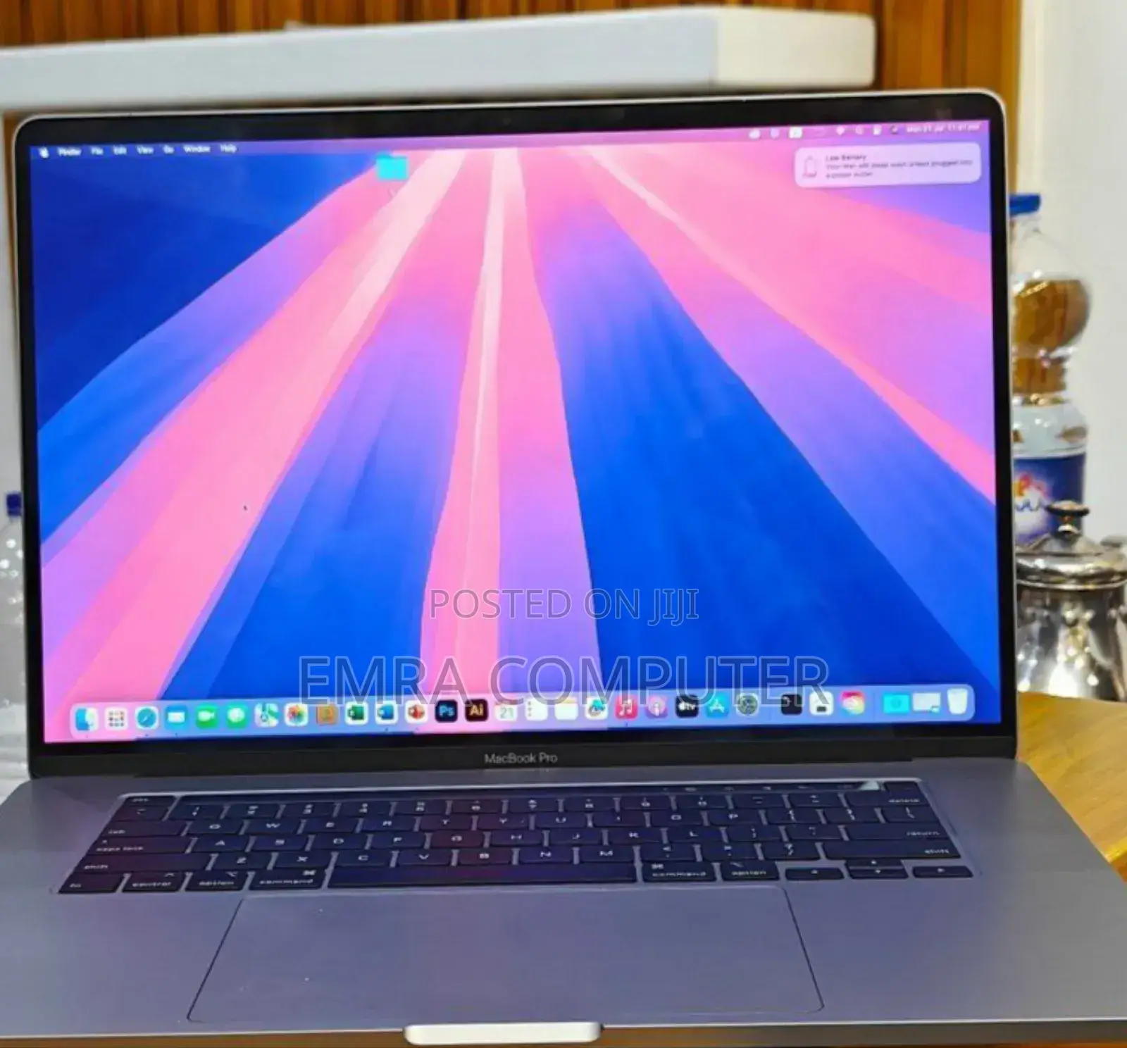 New Laptop Apple MacBook Pro 2019 16GB Intel Core I7 SSD 512GB
