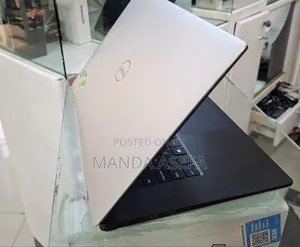 Photo - New Laptop Dell Precision 5540 16GB AMD Ryzen 5 SSD 512GB