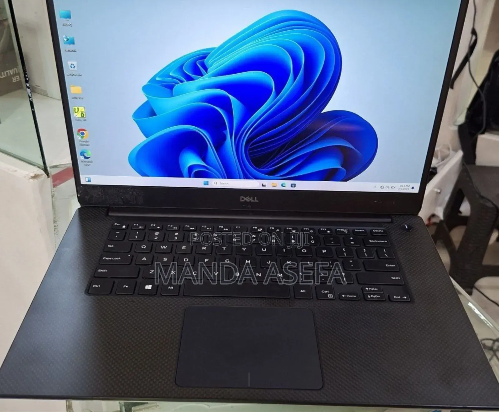 New Laptop Dell Precision 5540 16GB AMD Ryzen 5 SSD 512GB