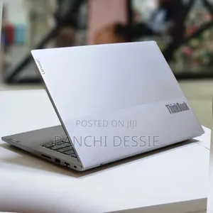 New Laptop Lenovo Yoga 7i 8GB AMD Ryzen 5 SSD 512GB