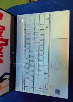 New Laptop HP Envy 14 16GB Intel Core I7 SSD 512GB