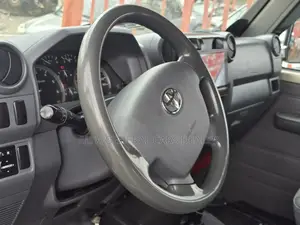 Toyota Land Cruiser 2015 Brown