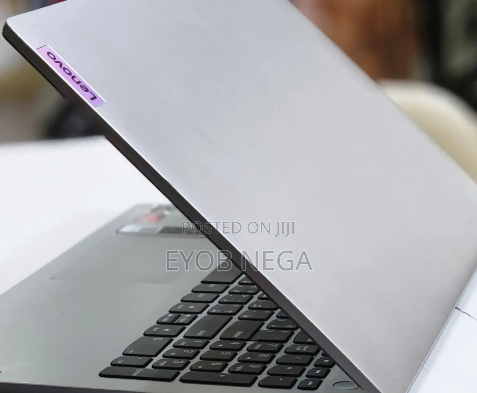 New Laptop Lenovo IdeaPad 1 8GB AMD Ryzen 5 SSD 512GB