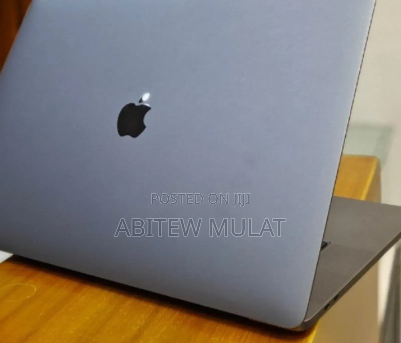 New Laptop Apple MacBook Pro 2019 16GB Intel Core I7 SSD 512GB