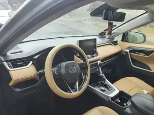 Toyota RAV4 2021 Green