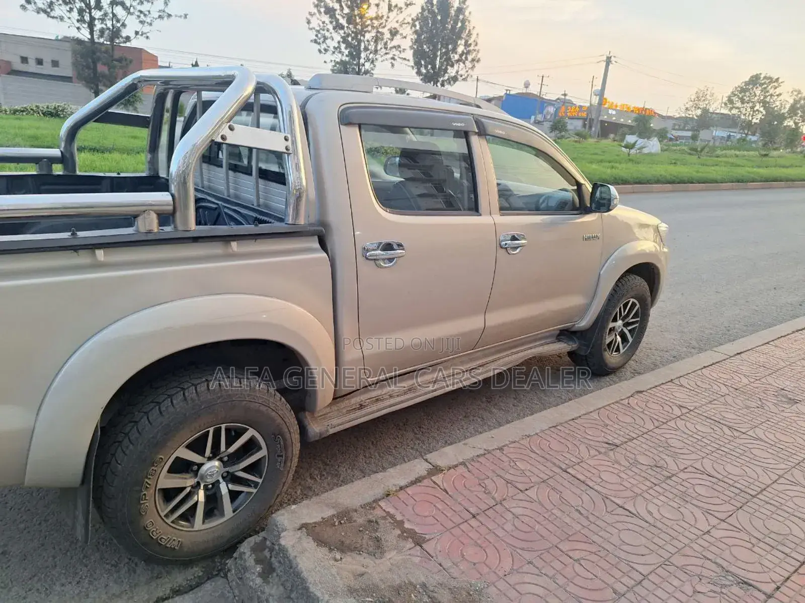 Toyota Hilux 2015 Gray