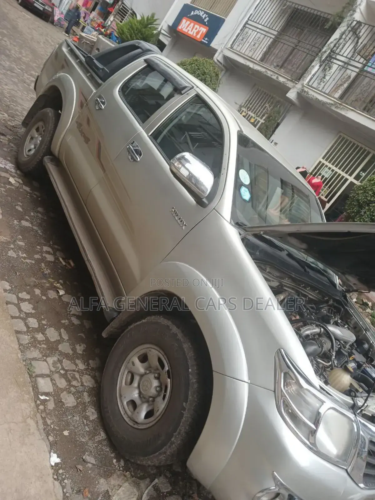 Toyota Hilux 2012 Gray