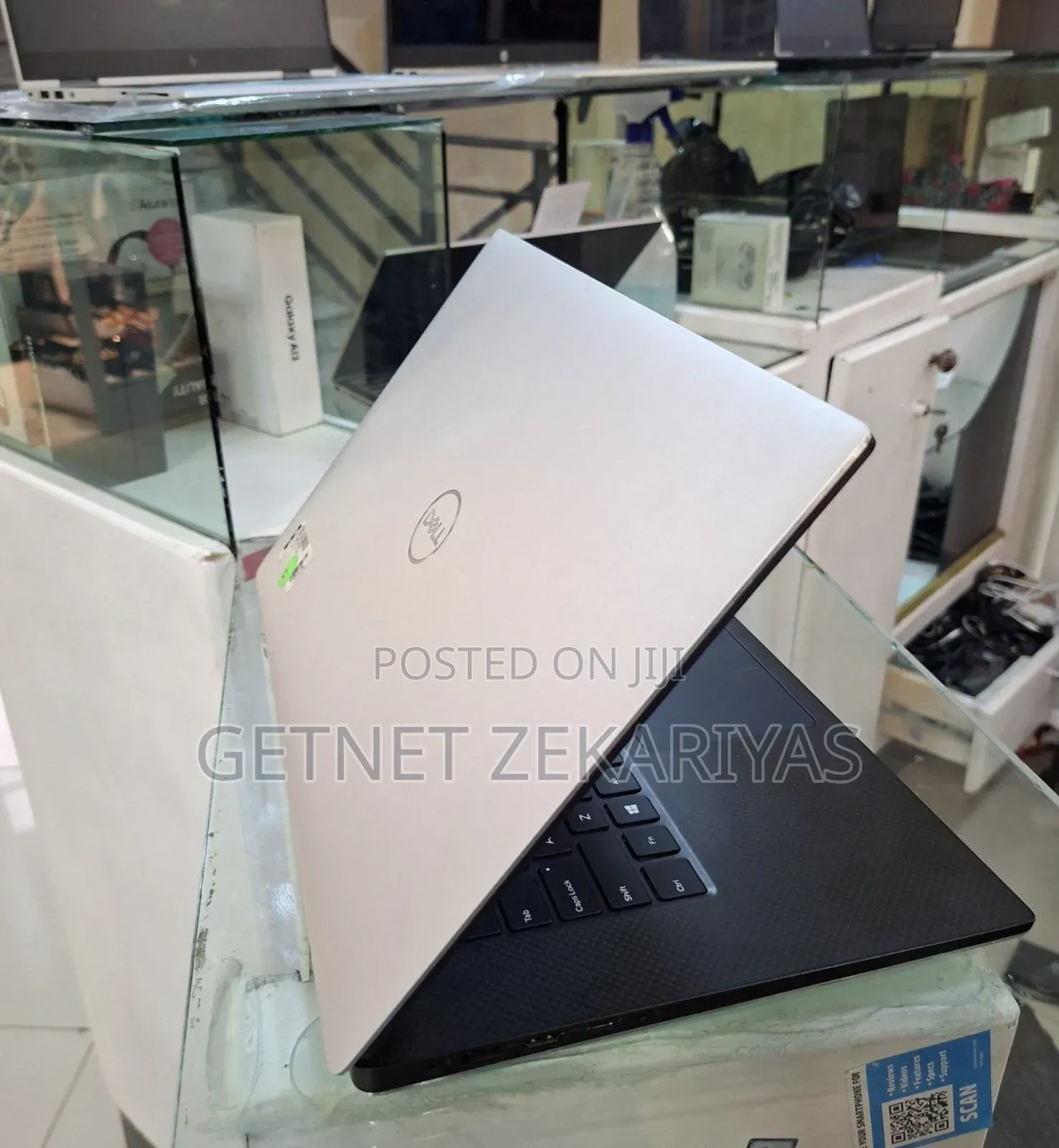 New Laptop Dell Precision 5540 16GB Intel Core I7 SSD 512GB