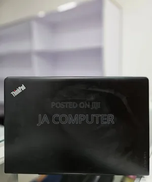 Laptop Lenovo ThinkPad Yoga 8GB Intel Core I7 HDD 1T