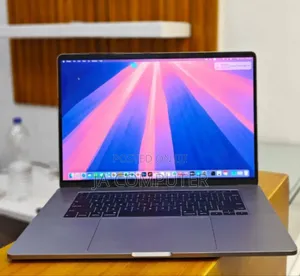 New Laptop Apple MacBook Pro 2019 16GB Intel Core I7 SSD 512GB