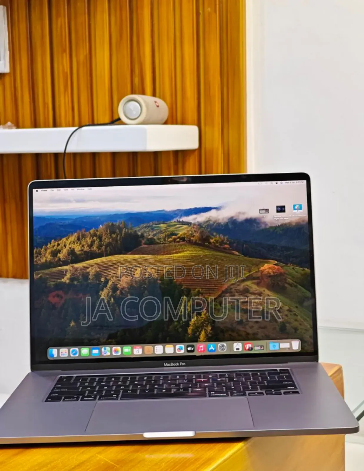 New Laptop Apple MacBook Pro 2019 64GB Intel Core I9 SSD 512GB