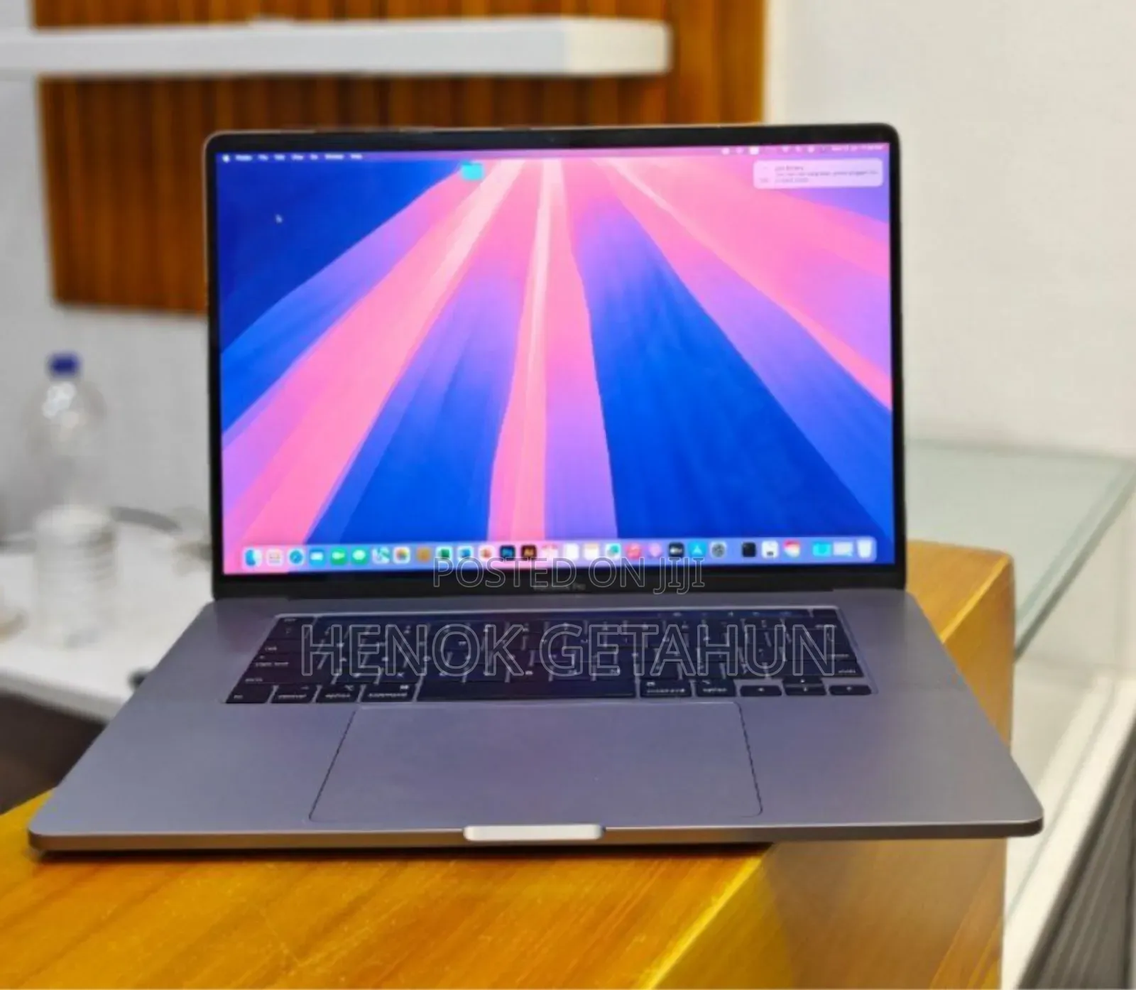 New Laptop Apple MacBook Pro 2019 16GB Intel Core I7 SSD 512GB