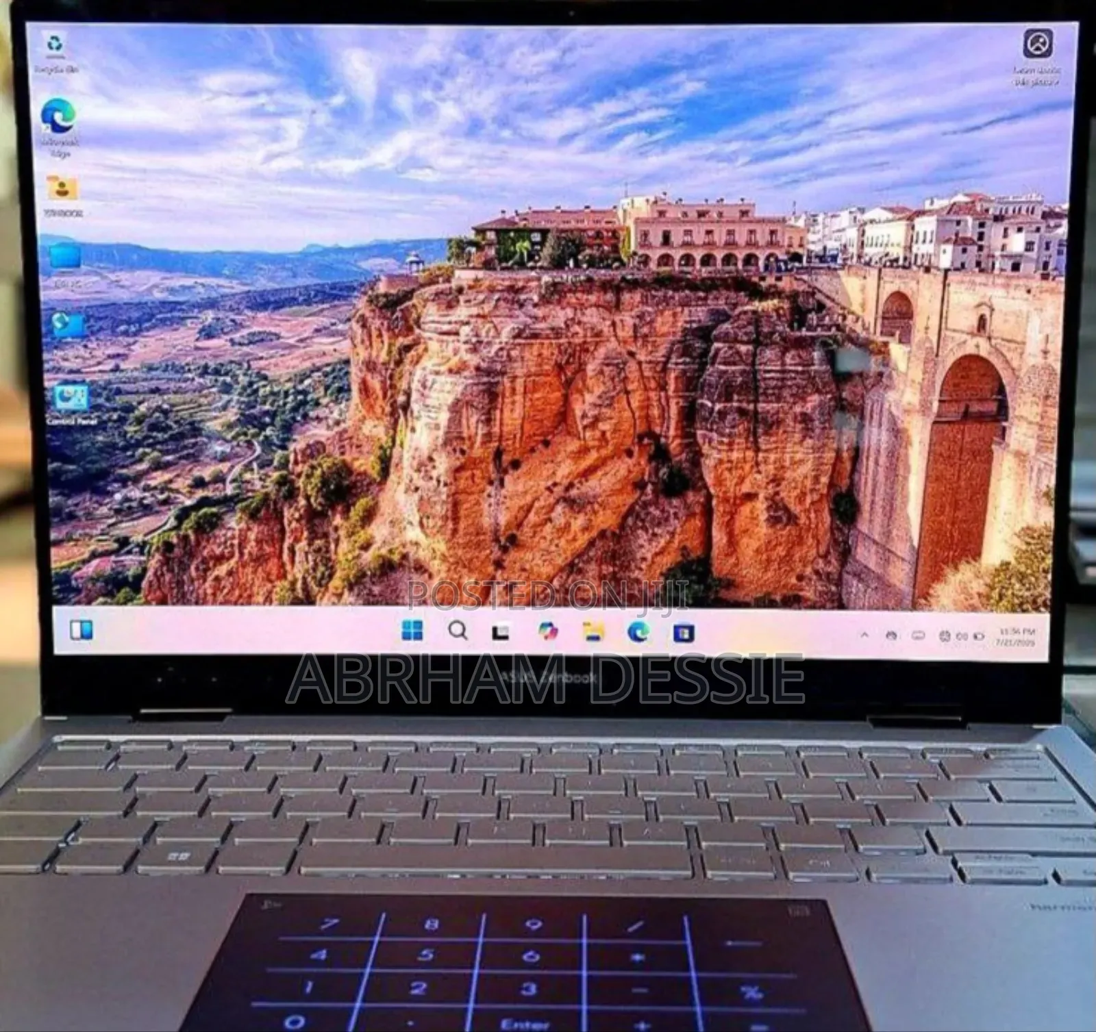 New Laptop Asus 16GB Intel Core I7 SSD 1T