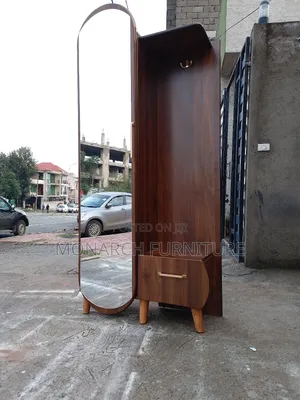 በጣም የሚያምር የቁም መስታወት(180×80×40)