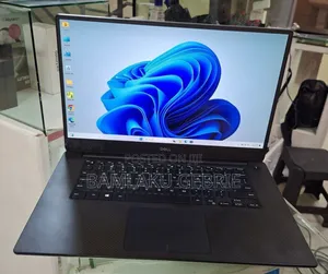 New Laptop Dell Precision 5540 16GB Intel Core I7 SSD 512GB