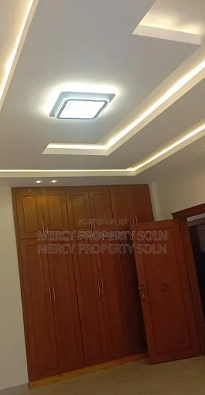 8bdrm House in Bole for sale