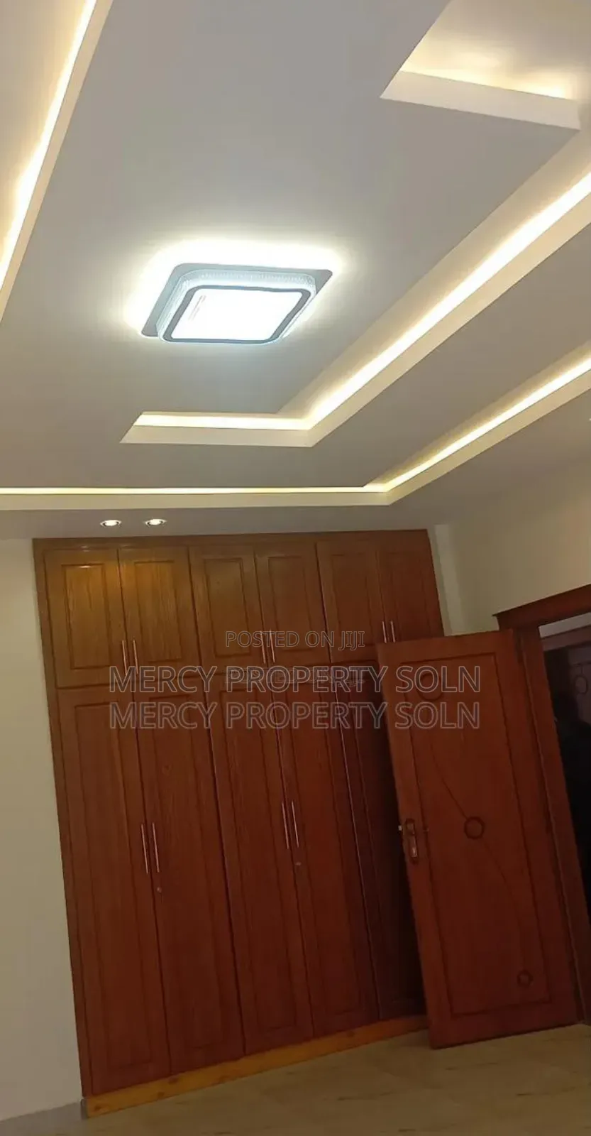 8bdrm House in Bole for sale