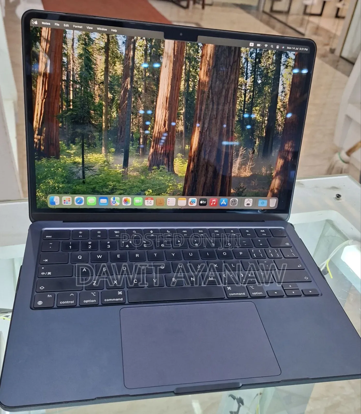 New Laptop Apple MacBook Air 2022 M2 8GB Apple M2 SSD 256GB