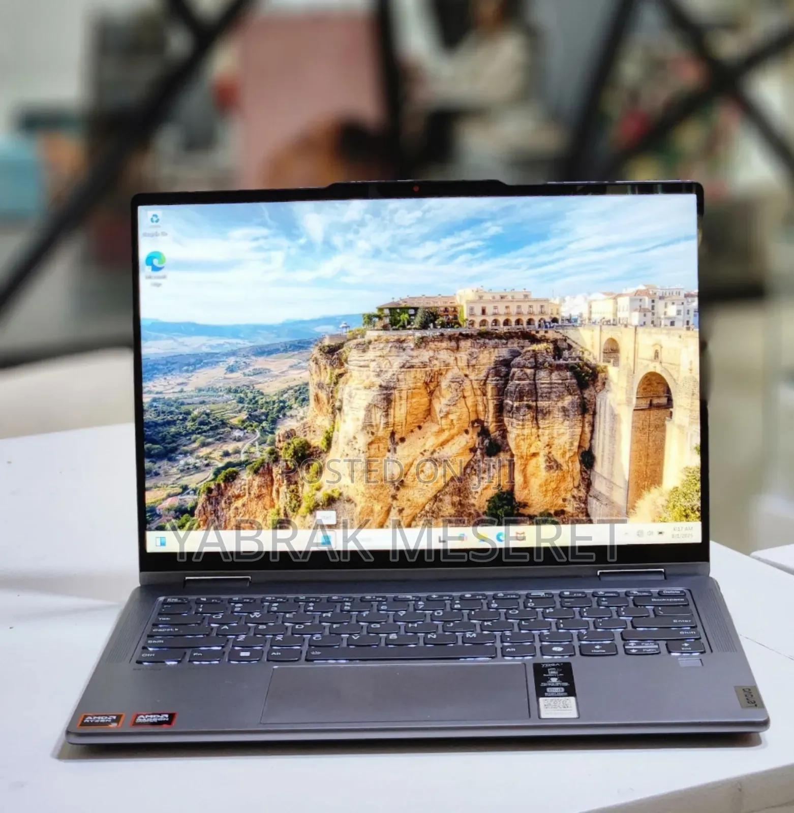 New Laptop Lenovo 8GB AMD Ryzen 5 SSD 512GB