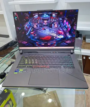 New Laptop Asus ROG Strix G15 32GB Intel Core I9 SSD 1T